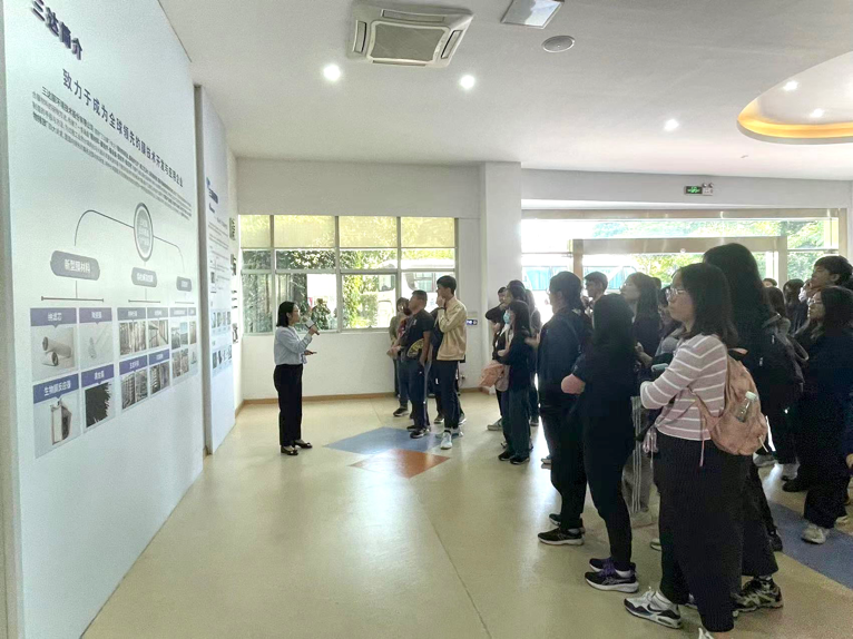 1121c pg国际-不凡成就非凡,相信品牌的力量