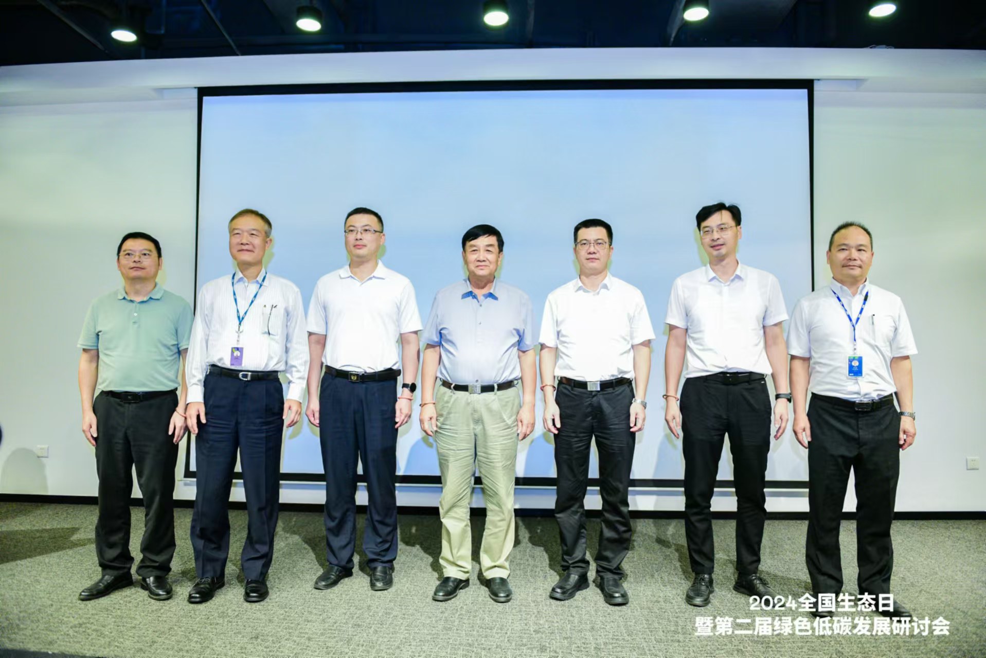 6开幕合影 pg国际-不凡成就非凡,相信品牌的力量